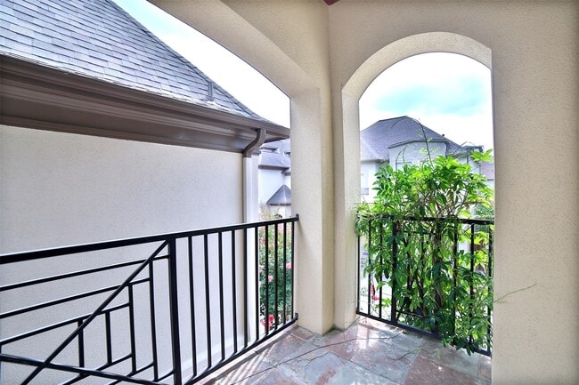 Building Photo - 6335 E Mystic Meadow