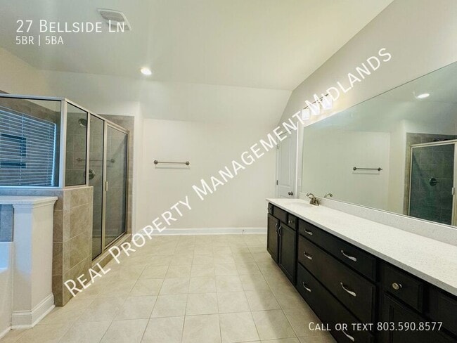 Building Photo - 27 Bellside Ln