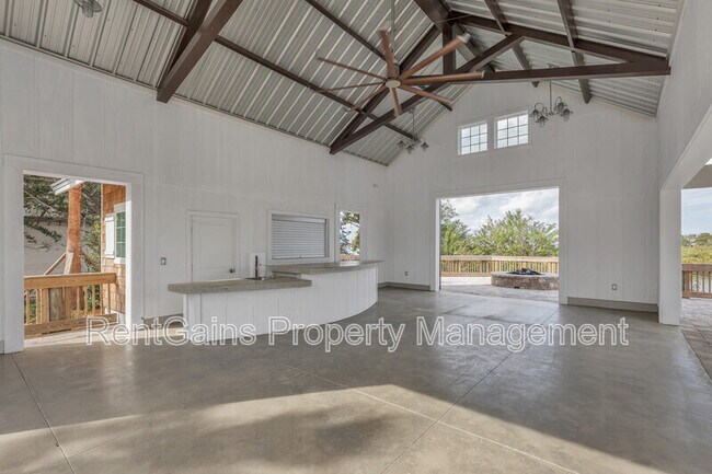 Building Photo - 133 Leeward Island Dr