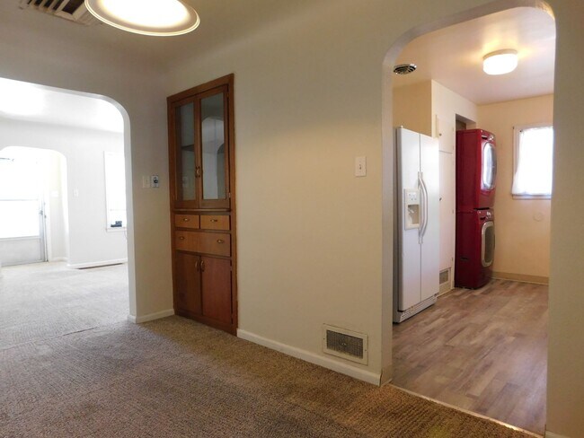 Building Photo - 1346 Texas Ave