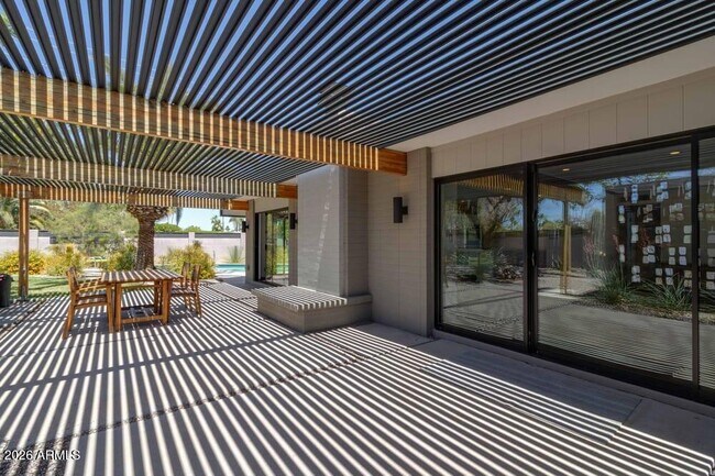 Building Photo - 3538 E Gold Dust Ave