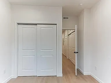 Building Photo - 5540 Bloyd St