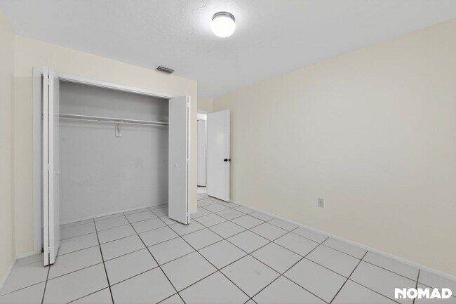 Building Photo - 253 Glenwood Ave