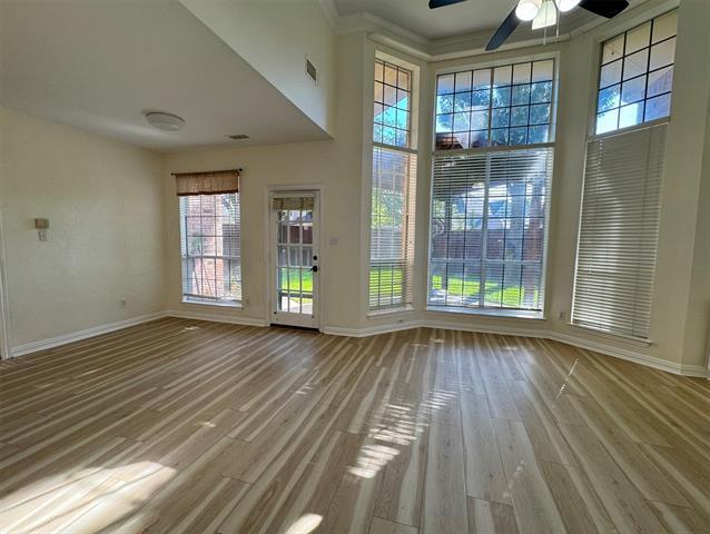 Building Photo - 3720 Southport Dr