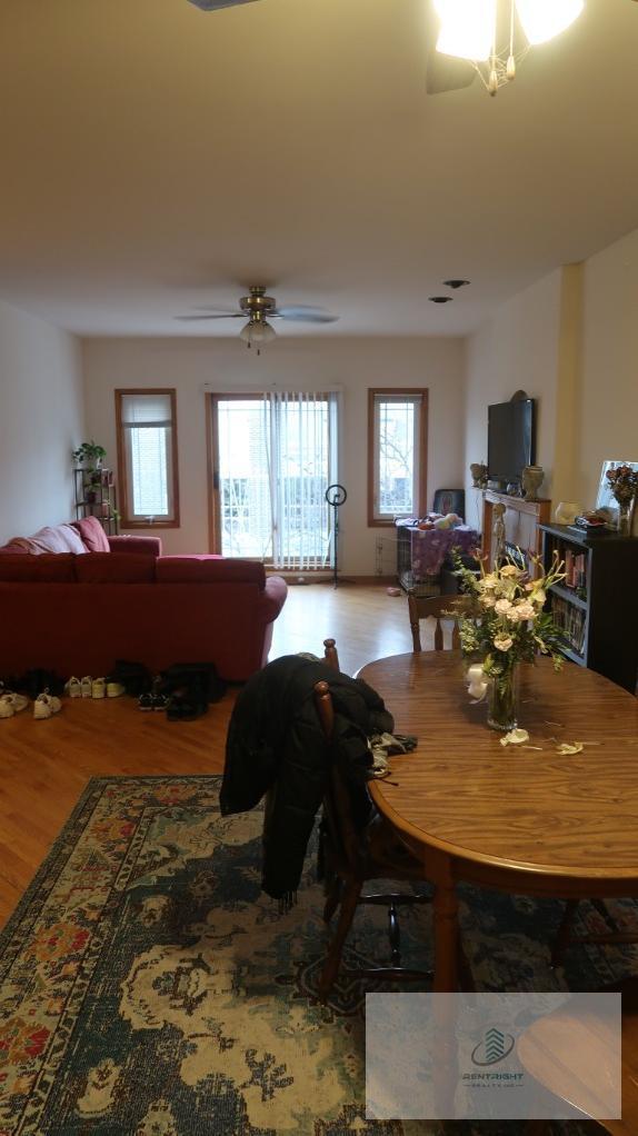 Building Photo - 1446 W Chicago Ave