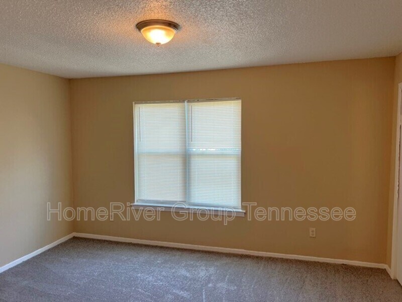 Building Photo - 3433 Barbwood Dr