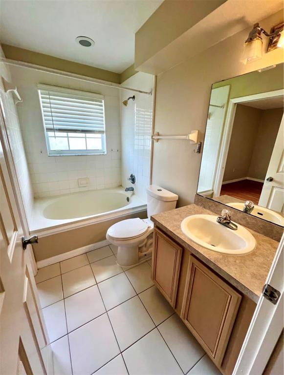 Building Photo - 2621 Star Lake View Dr