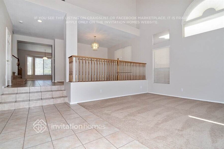Building Photo - 6317 W Buckskin Trail