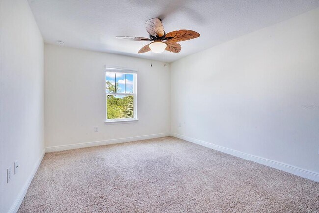 Building Photo - 9009 Palm Key Ave