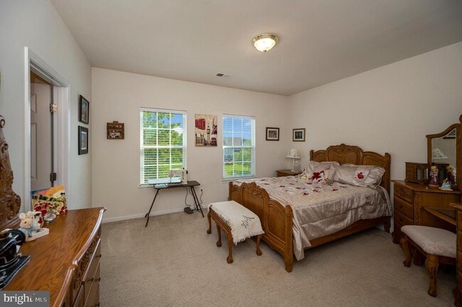 Building Photo - 7519 Edington Dr