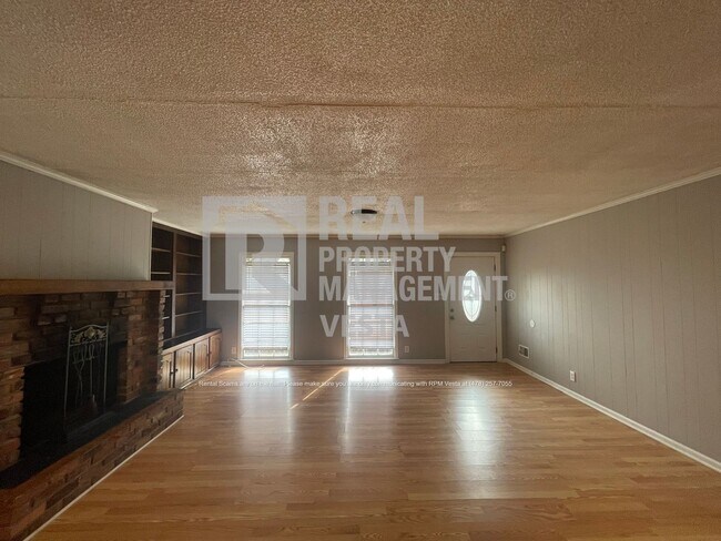 Building Photo - 2258 Silver Pines Ct