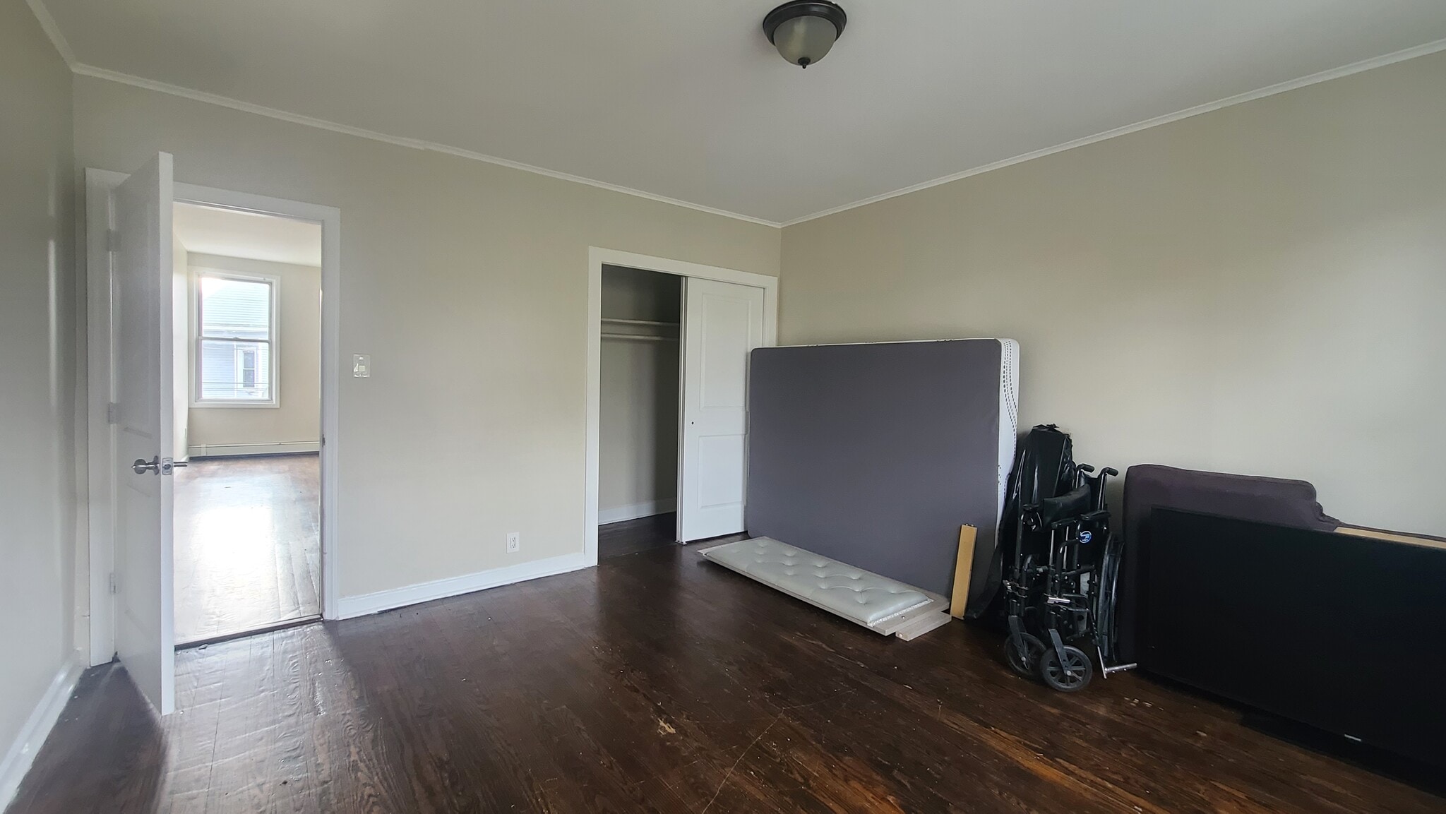 Building Photo - 166 Armstrong Ave