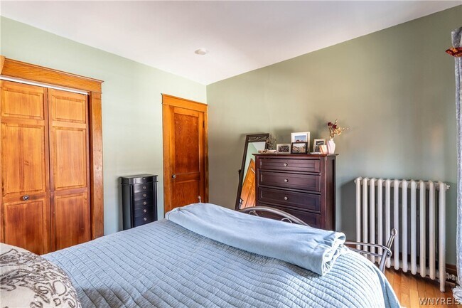 Building Photo - 230 Pennsylvania St