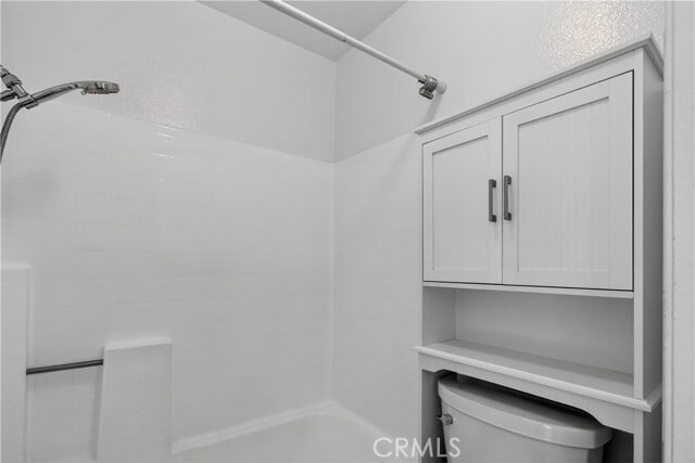 Building Photo - 60 Flor De Mar