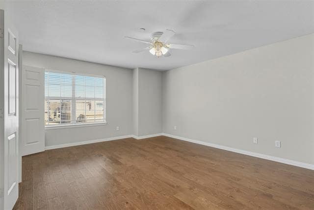 Building Photo - 936 Englewood Ln