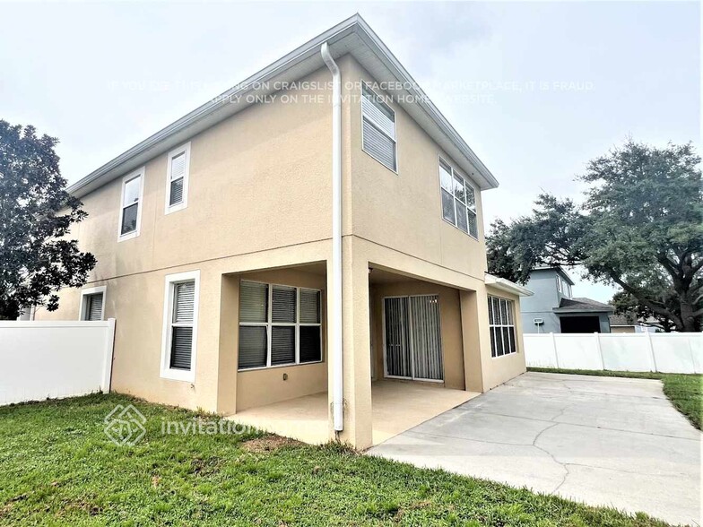 Building Photo - 481 Dagama Dr