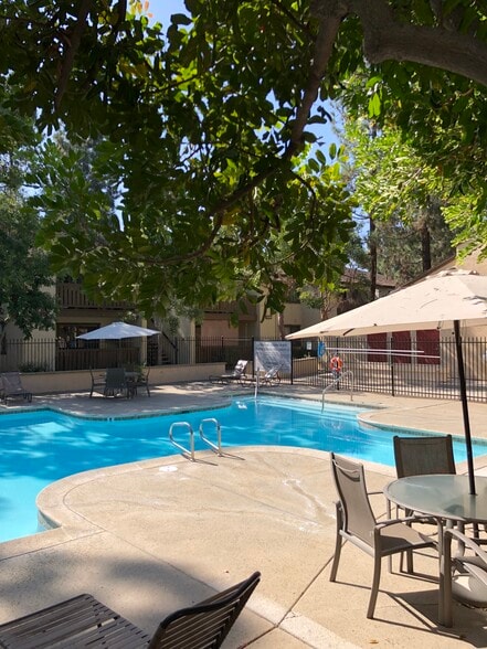 Building Photo - 10232 Black Mountain Rd