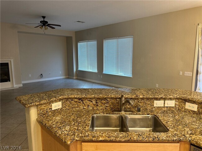 Building Photo - 3418 Singer Ln