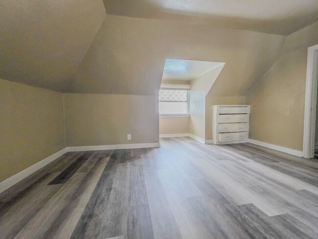 Building Photo - 861 Howard St