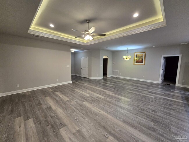 Building Photo - 5851 Anderson Ln