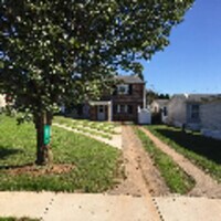 Building Photo - 560 N Pine St