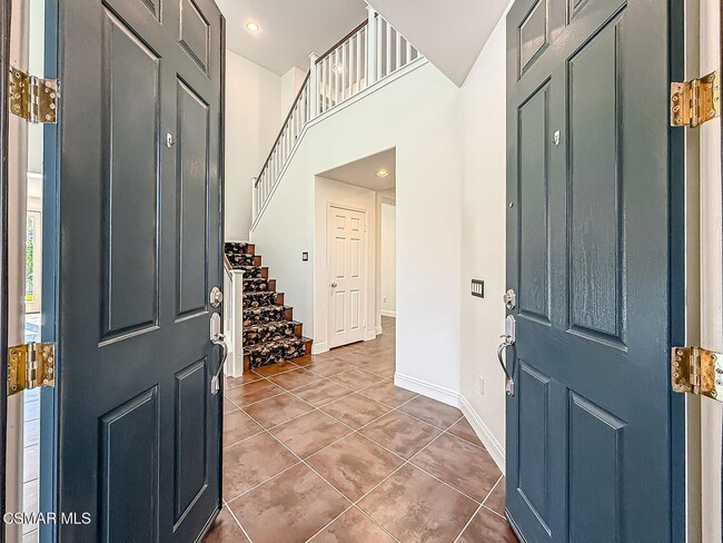 Building Photo - Beautiful Light and Bright Dos Vientos Home featuring 4 Bedrooms + 3 Bathrooms