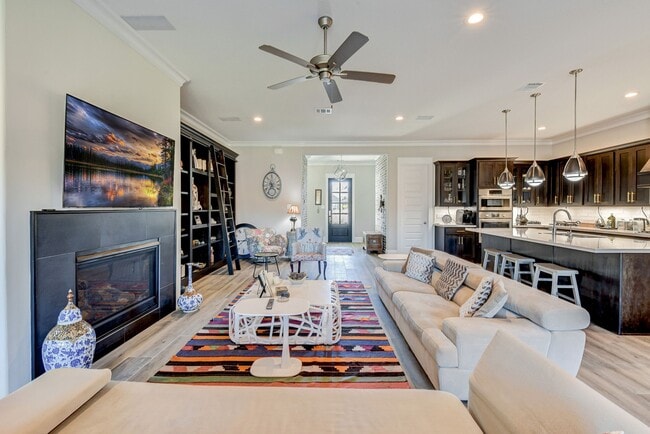 Building Photo - 2339 Pale Star Dr