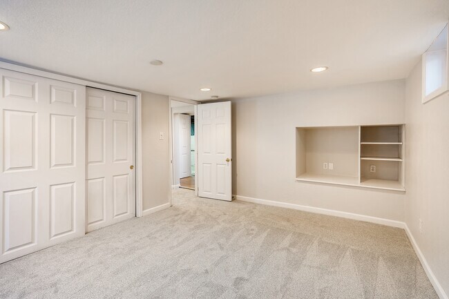 Building Photo - 1246 Jackson St