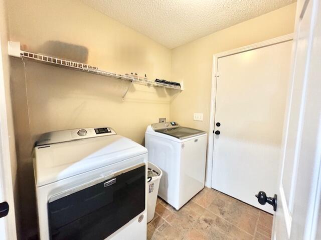 Building Photo - 422 Shoal Lake Dr