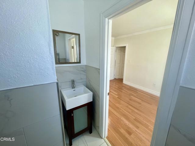 Building Photo - 1327 Allen Ave