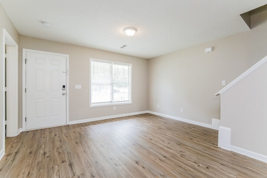 Building Photo - 35 Brantley Cir