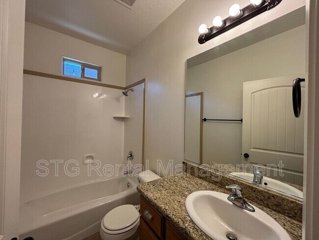 Building Photo - 750 W 350 N