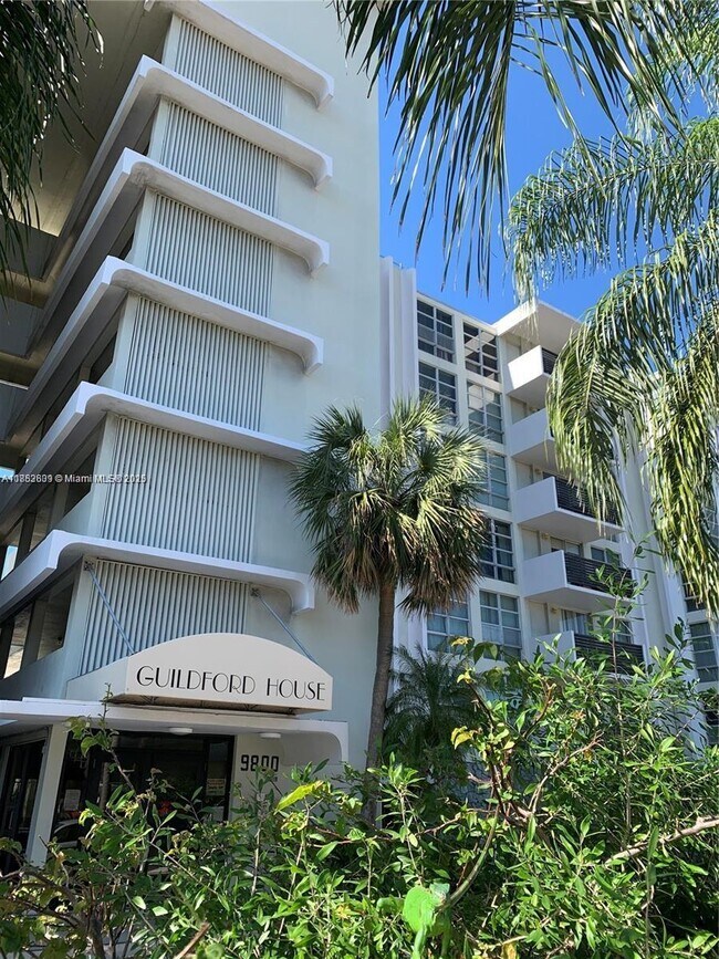 Primary Photo - 9800 W Bay Harbor Dr