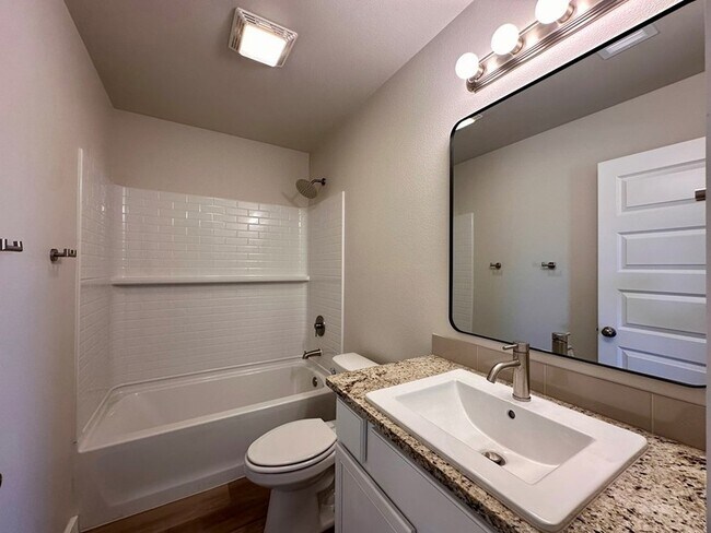 Building Photo - 5817 Settler Ave