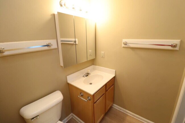 Building Photo - Best Value in Apex! Charming 3BR Half-Duplex Near Downtown
