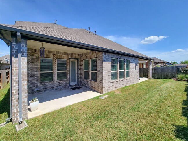Building Photo - 18727 Evanhale Bend Dr