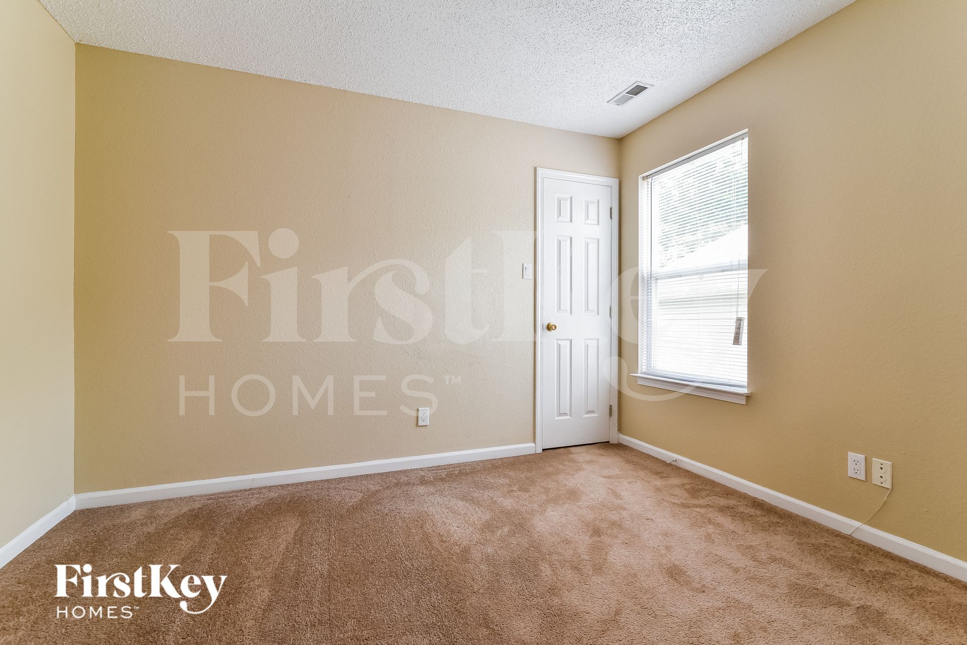 Building Photo - 5264 Austral Dr