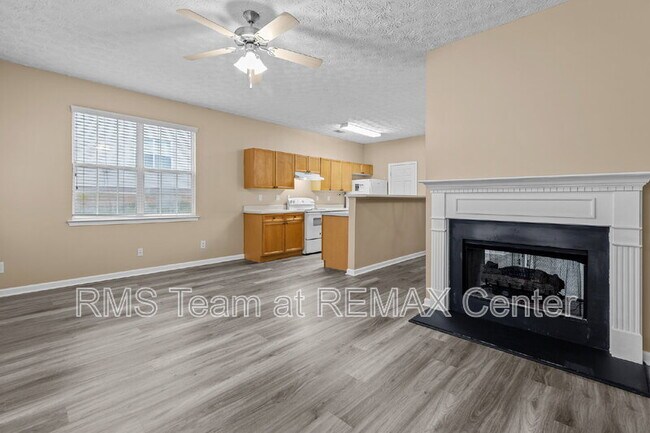 Building Photo - 4932 Vireo Dr