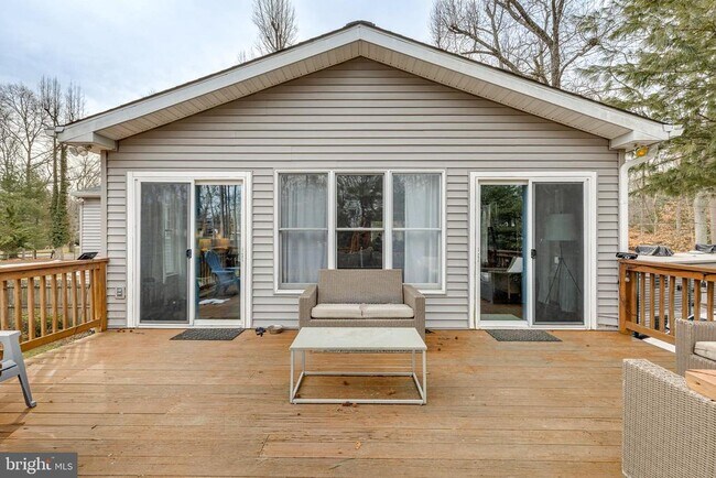 Building Photo - 24 Virginia Trail