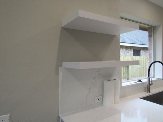 Building Photo - 2515 Old River Ln