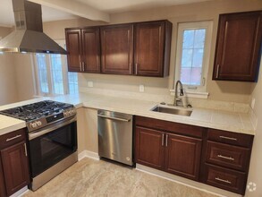 Building Photo - Remodeled Fully Updated Brick 3 Bedroom 1 ...