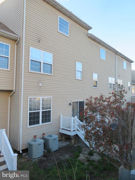 Building Photo - 3700 Bedford Dr