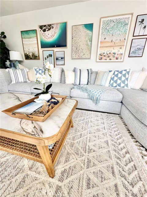 Building Photo - 1585 S Coast Hwy