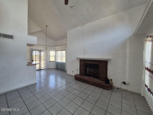 Building Photo - 12143 Noel Espinoza Cir