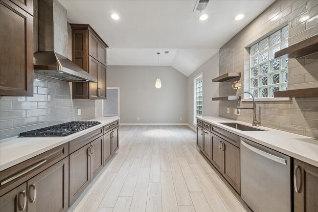 Building Photo - 3115 Cedar Knolls Dr