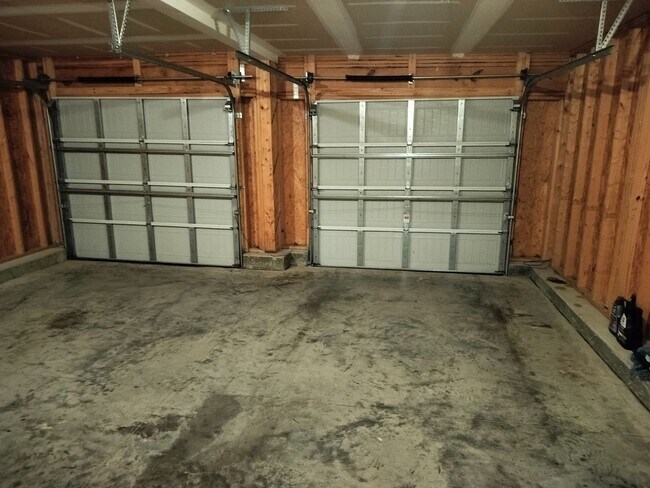 Building Photo - Space and Value