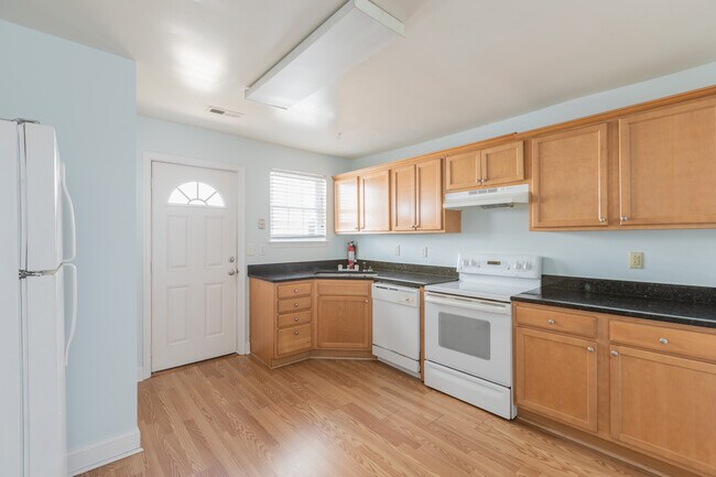 Building Photo - 9537 20th Bay St