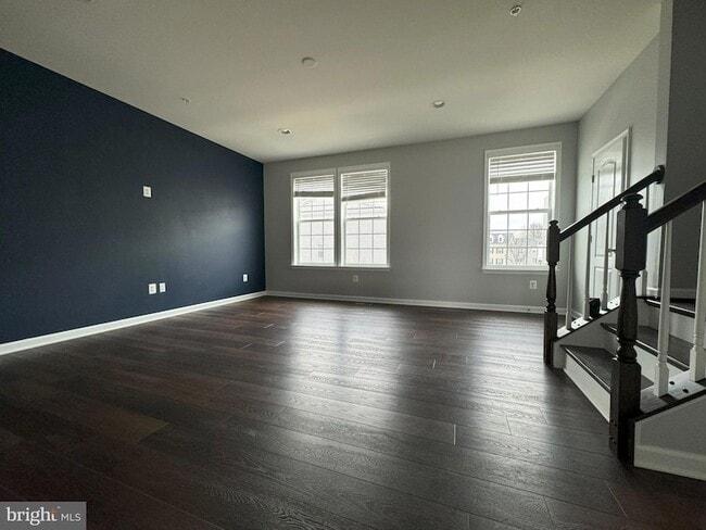 Building Photo - 9067 Fox Stream Way