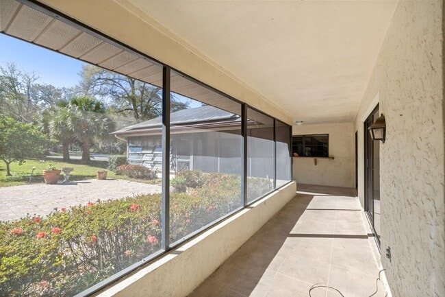 Building Photo - Comfort, Style & Space – 3 Bedroom Home in...