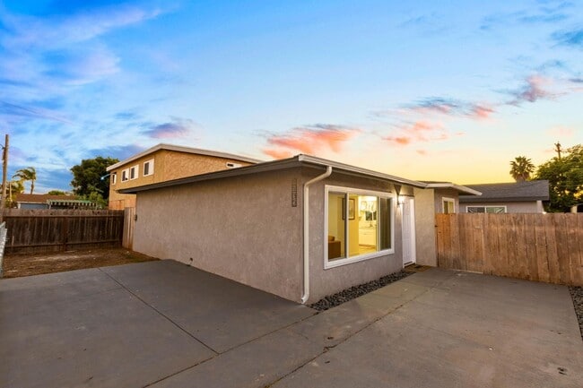 Building Photo - 1135 Florida St